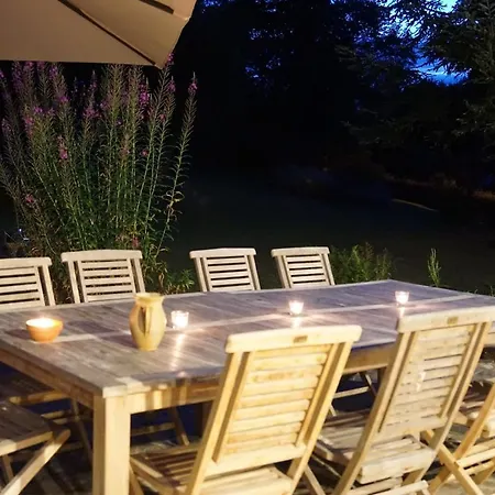 Pensjonat Grange De Lesse 3*