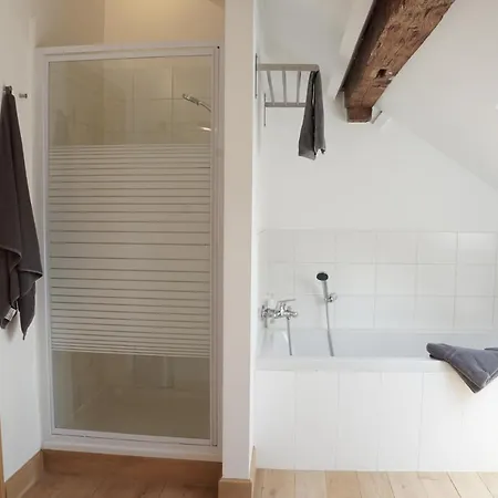 Grange De Lesse 3*