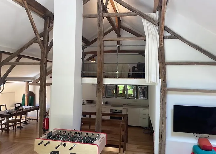 Konukevi Grange De Lesse 3*